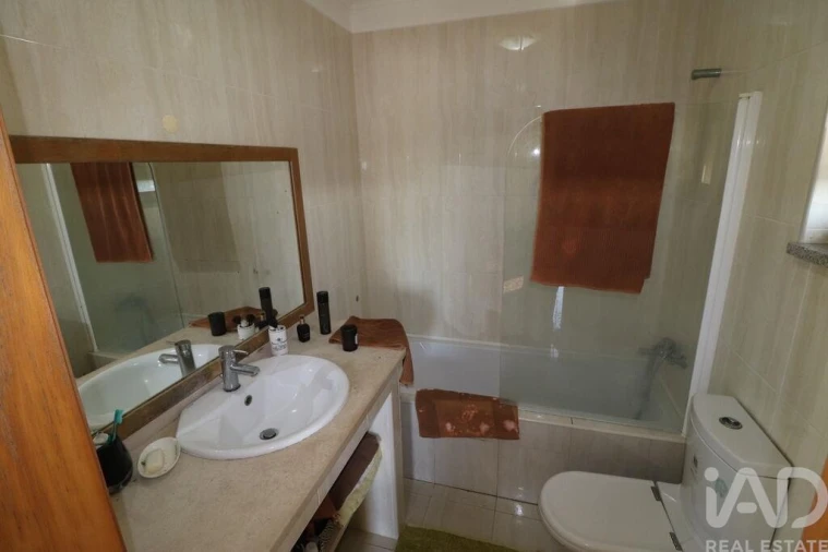 Moradia T5 para Venda em Silveira Foto 25