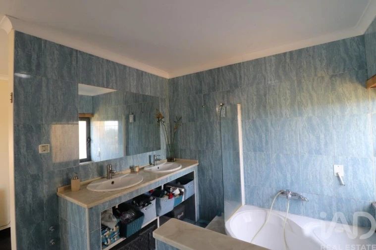 Moradia T5 para Venda em Silveira Foto 21