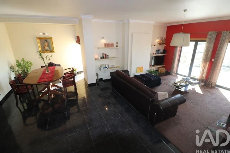 Moradia T5 para Venda em Silveira Foto 2