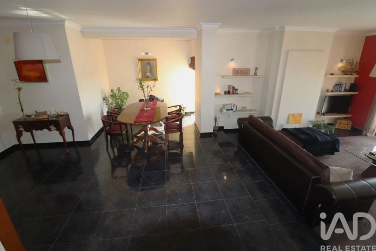 Moradia T5 para Venda em Silveira Foto 3