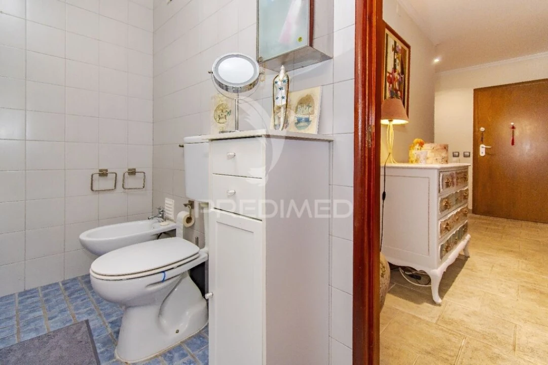 Apartamento T4 para Venda em Vila Franca de Xira Foto 6