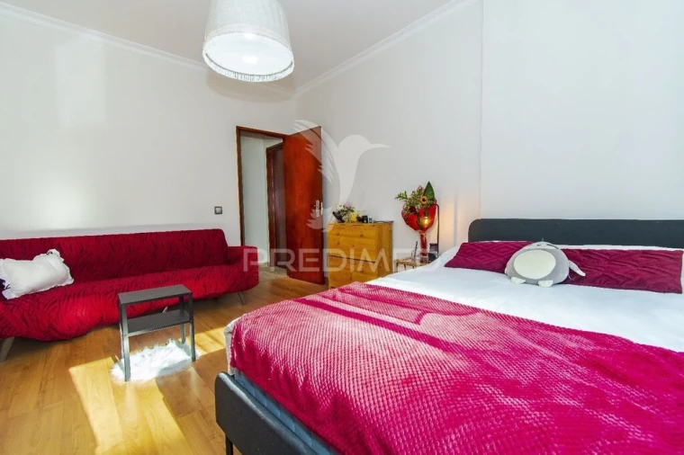 Apartamento T4 para Venda em Vila Franca de Xira Foto 14