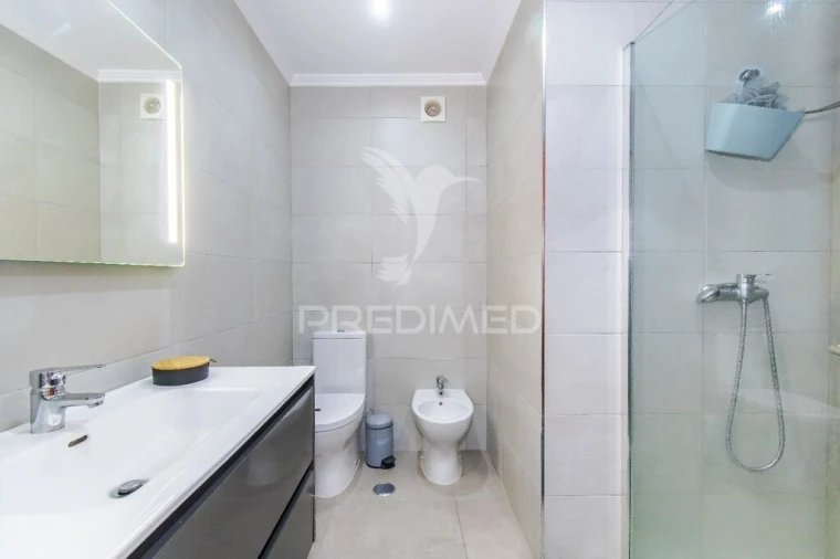 Apartamento T4 para Venda em Vila Franca de Xira Foto 13