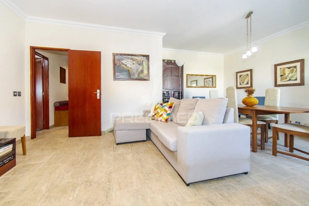 Apartamento T4 para Venda em Vila Franca de Xira Foto 3