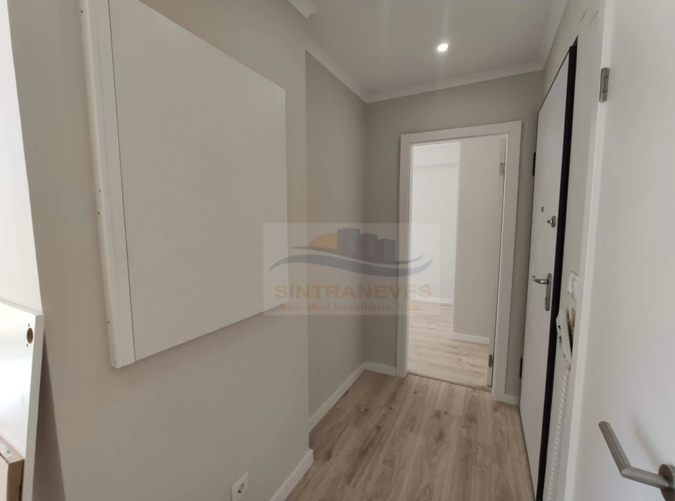 Apartamento T3 para Venda em Águas Livres Foto 6