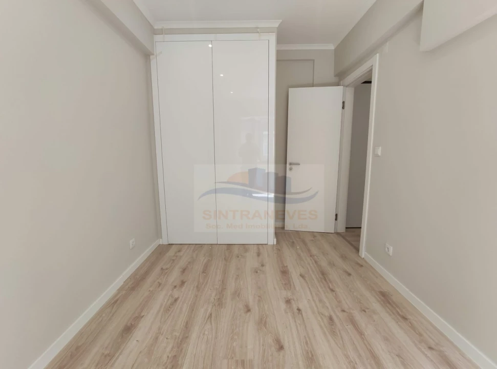 Apartamento T3 para Venda em Águas Livres Foto 11