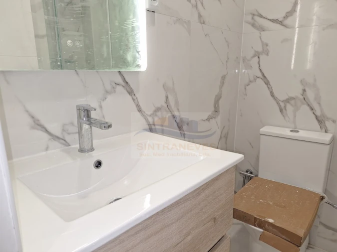 Apartamento T3 para Venda em Águas Livres Foto 18