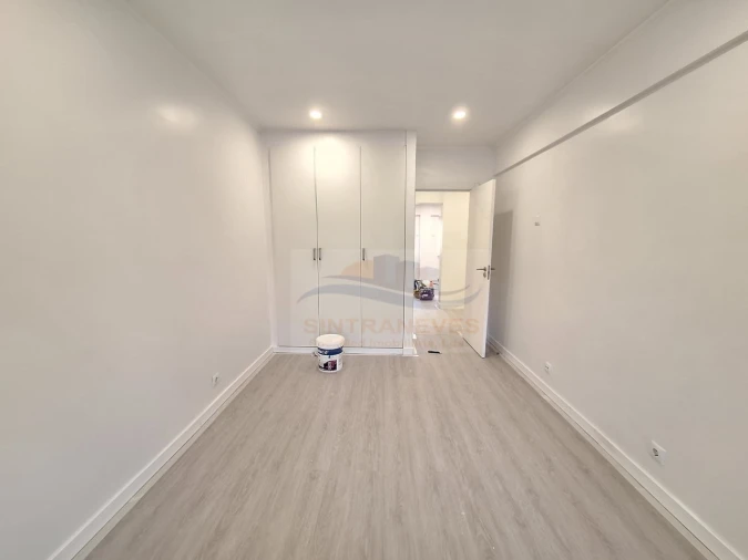 Apartamento T3 para Venda em Águas Livres Foto 19