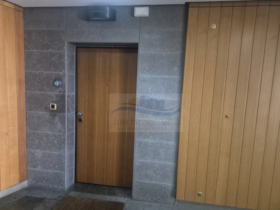 Apartamento T2 para Venda em Vila Franca de Xira Foto 5