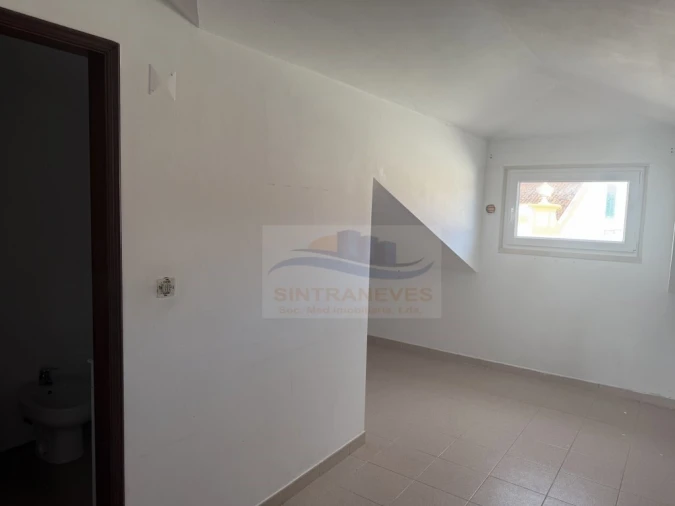 Moradia T3 para Venda em Arruda dos Vinhos Foto 14