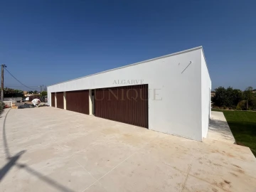 Moradia T3 para Venda em Mexilhoeira Grande
