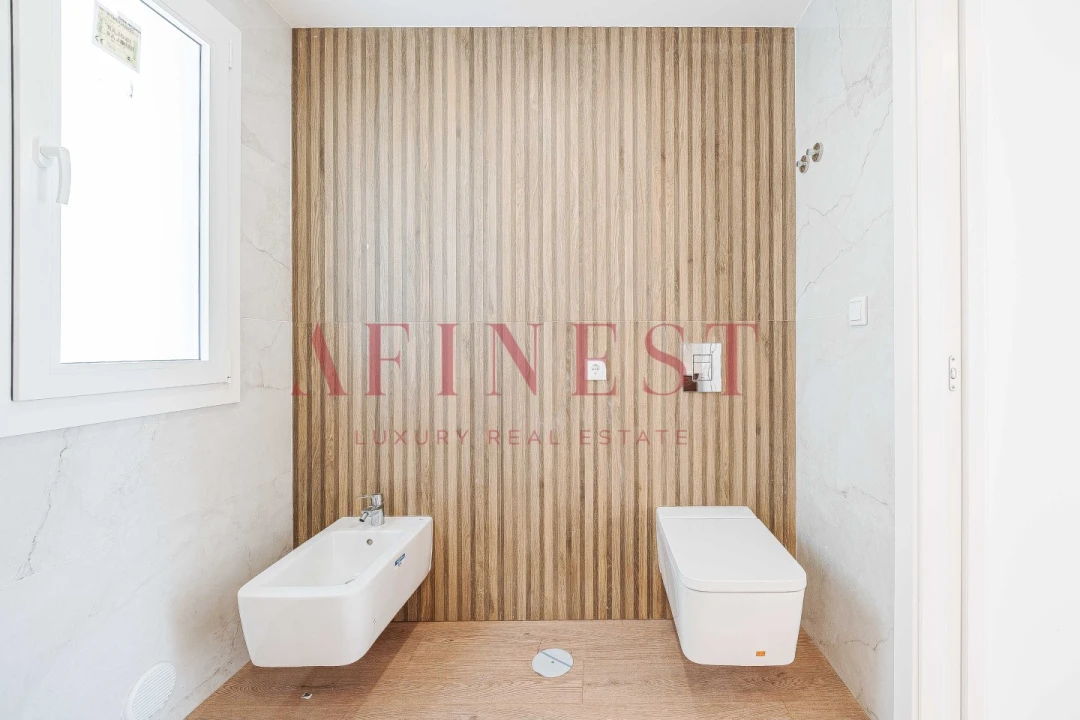 Moradia T4 para Venda em Alcabideche Foto 22