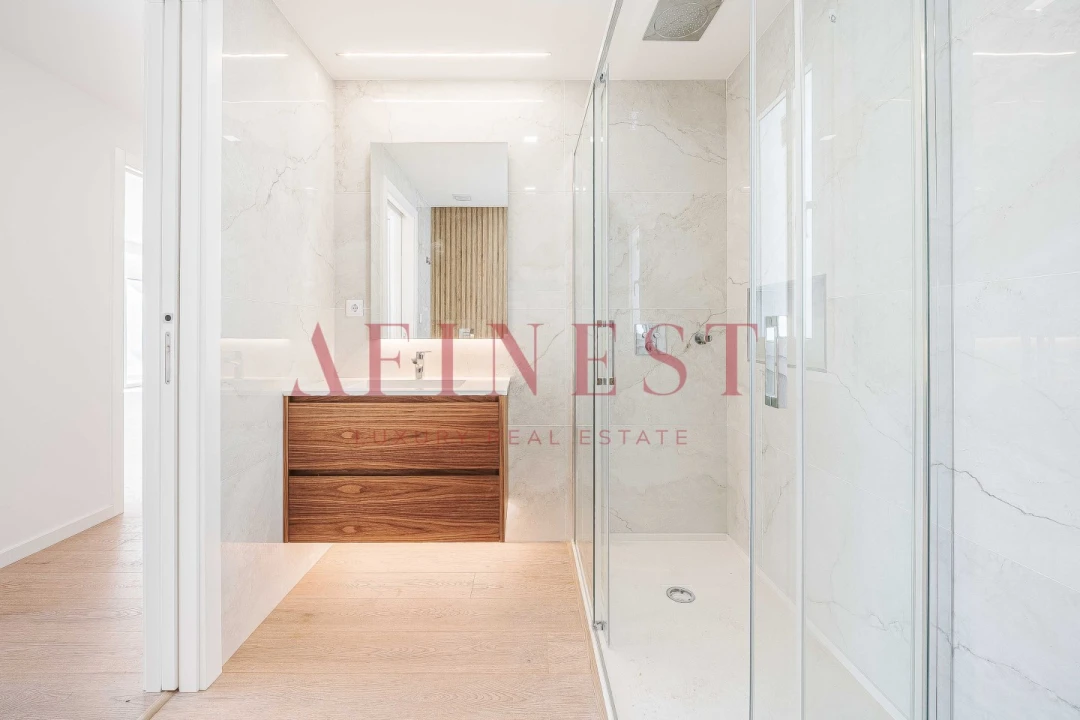 Moradia T4 para Venda em Alcabideche Foto 23