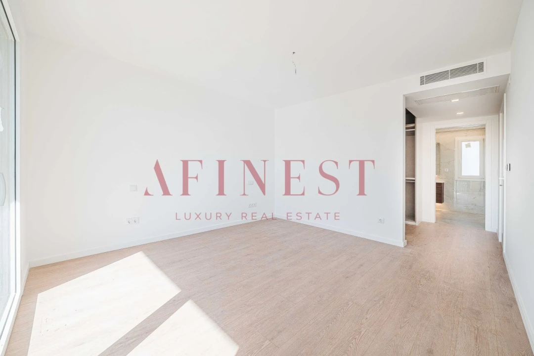 Moradia T4 para Venda em Alcabideche Foto 28