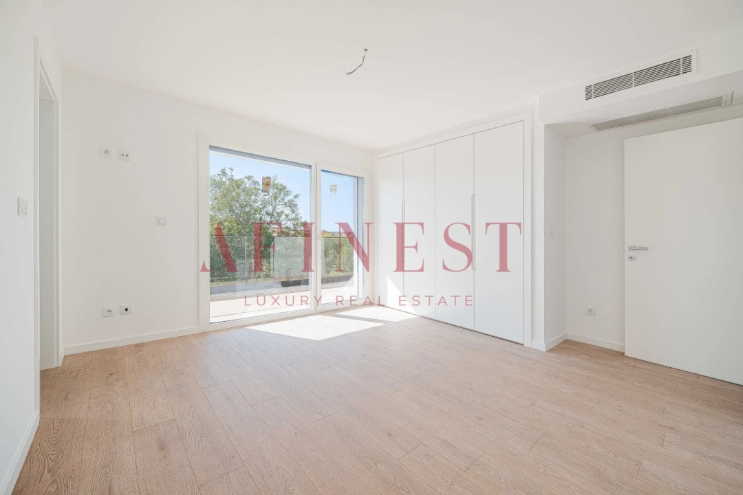 Moradia T4 para Venda em Alcabideche Foto 36