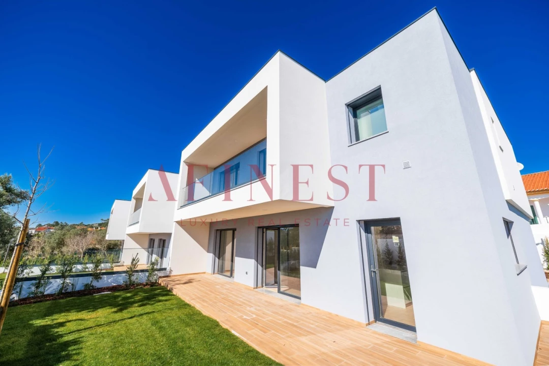 Moradia T4 para Venda em Alcabideche Foto 50