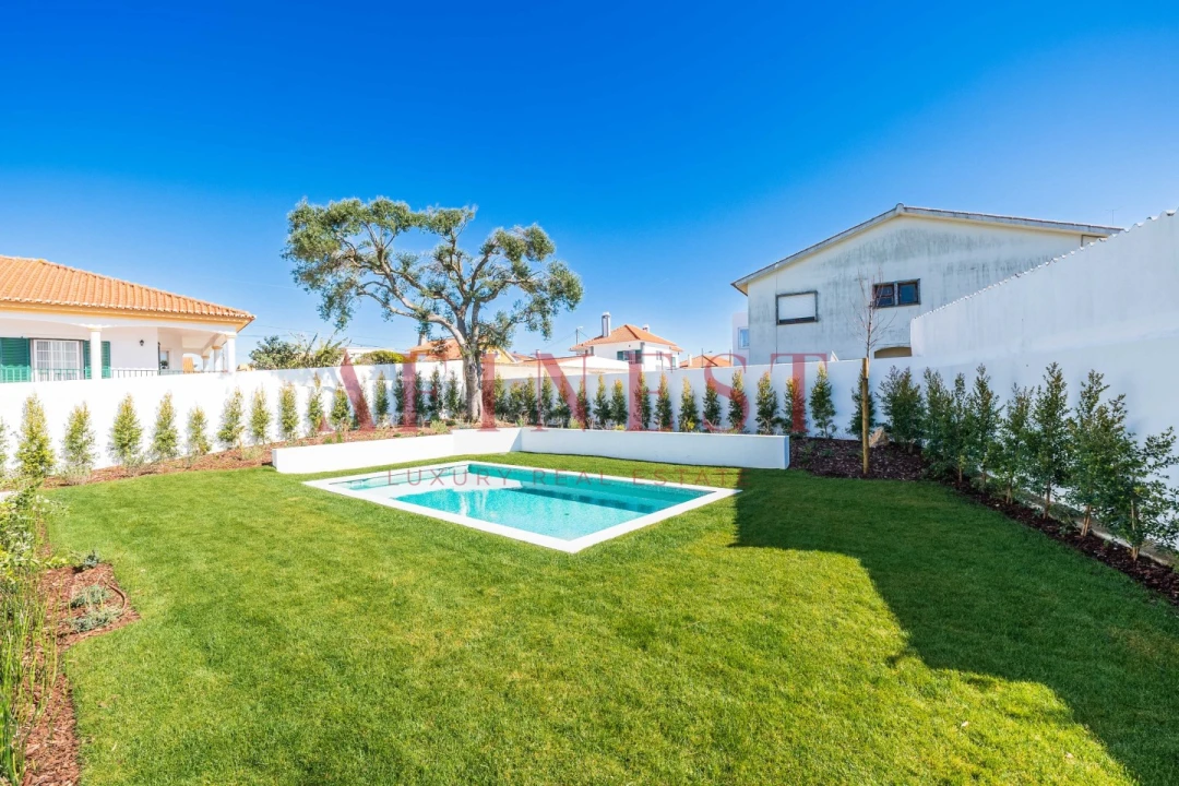 Moradia T4 para Venda em Alcabideche Foto 51