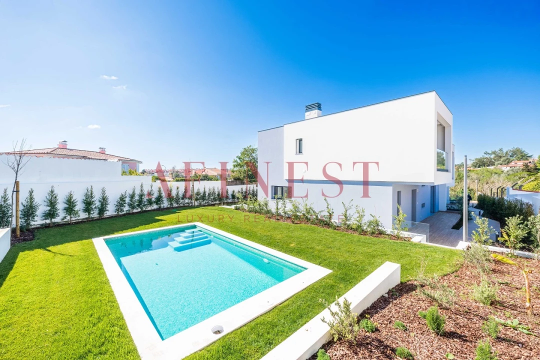 Moradia T4 para Venda em Alcabideche Foto 53