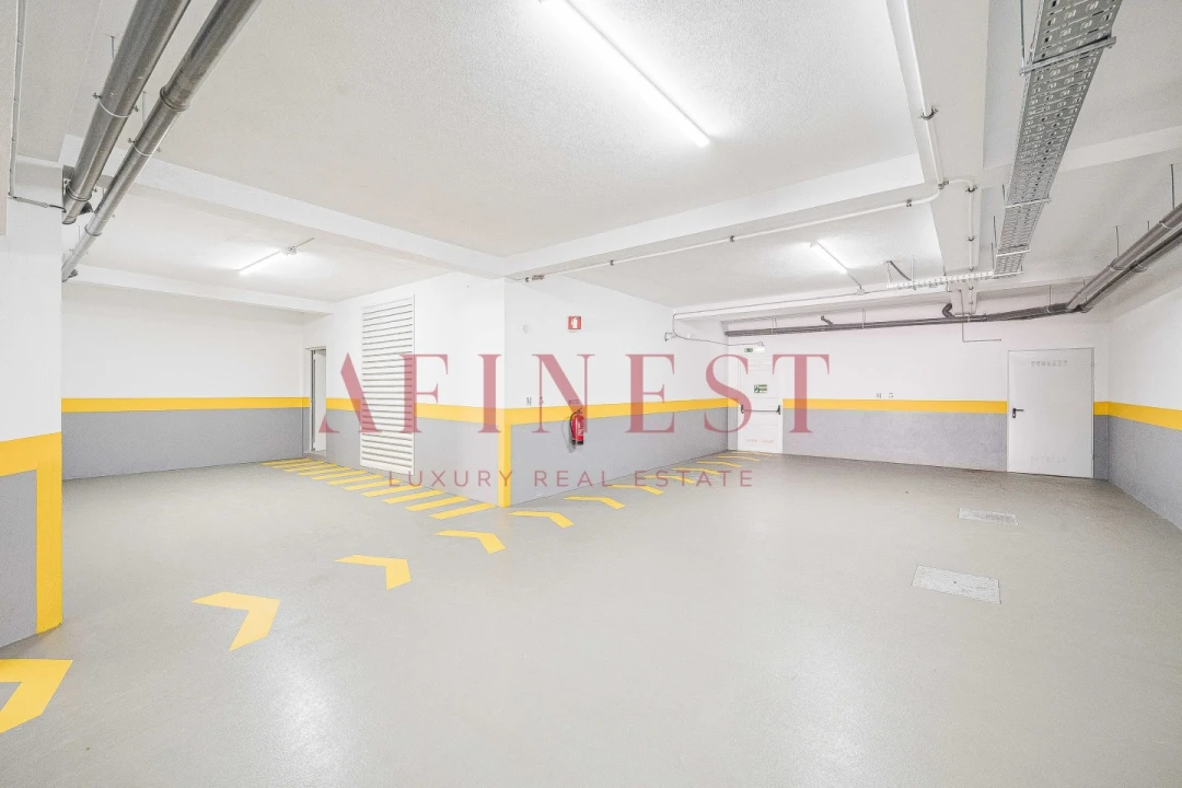 Moradia T4 para Venda em Alcabideche Foto 64