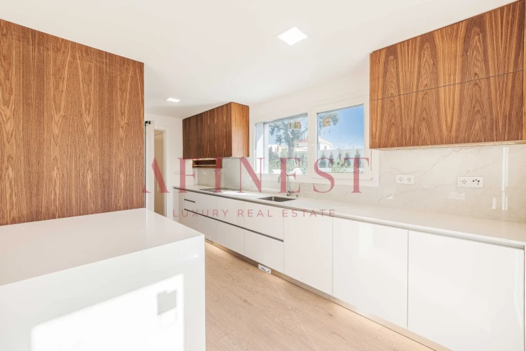 Moradia T4 para Venda em Alcabideche Foto 4