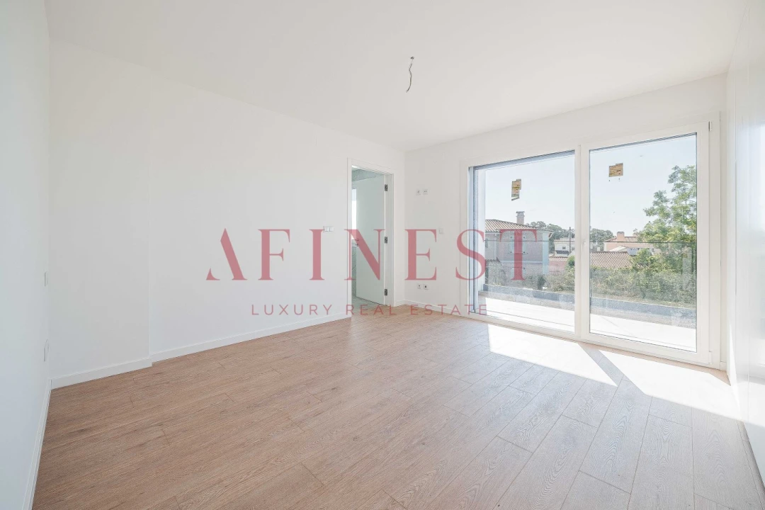 Moradia T4 para Venda em Alcabideche Foto 30