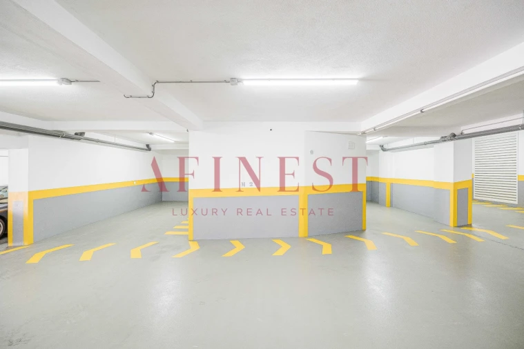 Moradia T4 para Venda em Alcabideche Foto 50