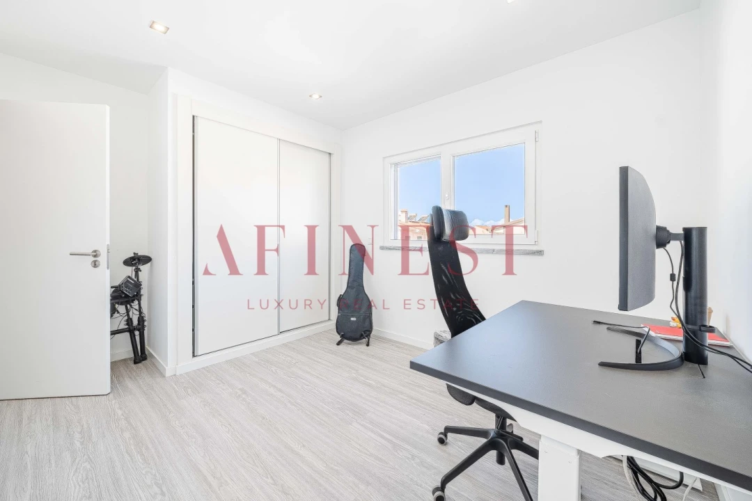 Moradia T3 para Venda em Fernao Ferro Foto 22