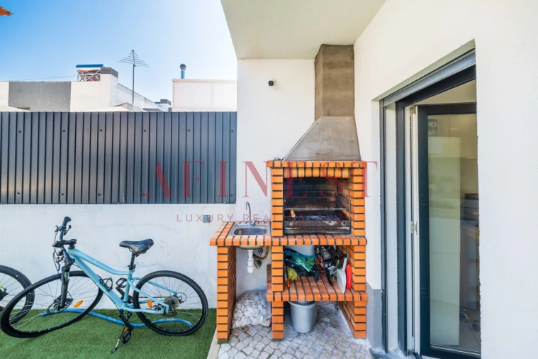 Moradia T3 para Venda em Fernao Ferro Foto 4