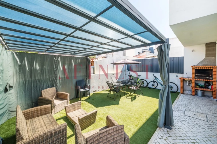 Moradia T3 para Venda em Fernao Ferro Foto 3