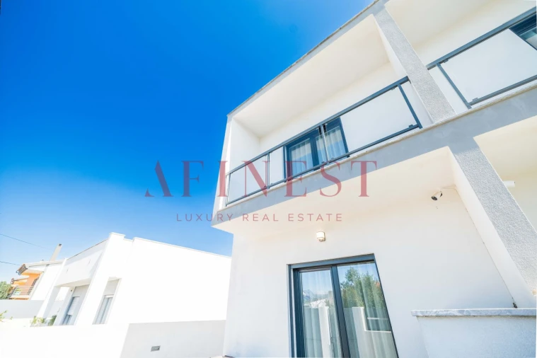 Moradia T3 para Venda em Fernao Ferro Foto 43