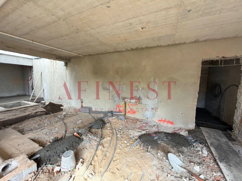 Moradia T5 para Venda em Fernao Ferro Foto 40