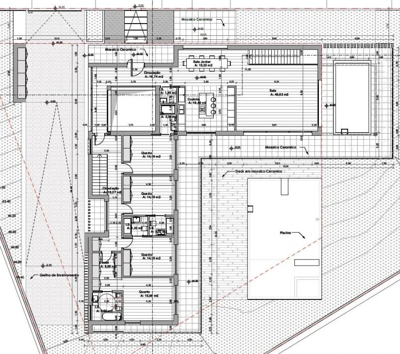 Moradia T5 para Venda em Fernao Ferro Planta 4