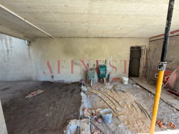 Moradia T5 para Venda em Fernao Ferro