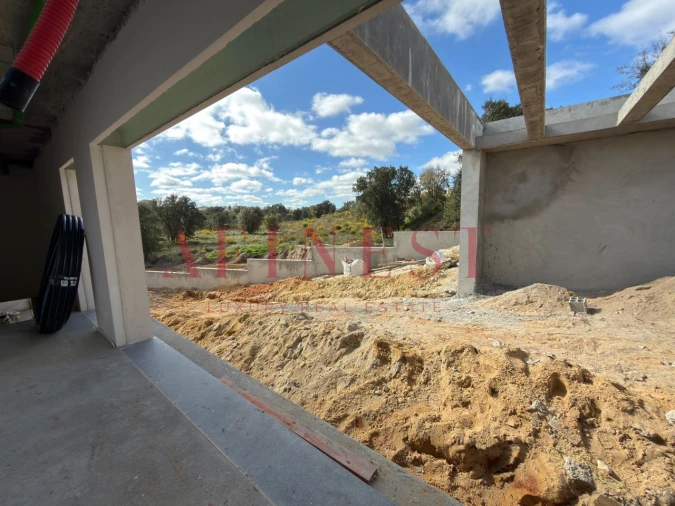 Moradia T5 para Venda em Fernao Ferro Foto 28