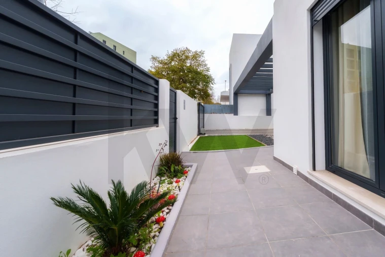 Moradia T3 para Venda em Loule (São Clemente) Foto 70