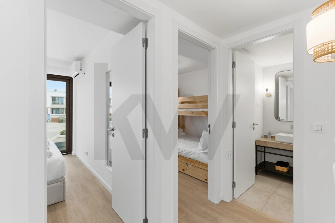 Apartamento T3 para Venda em Porto Covo Foto 16