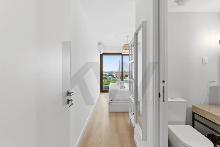 Apartamento T3 para Venda em Porto Covo Foto 11