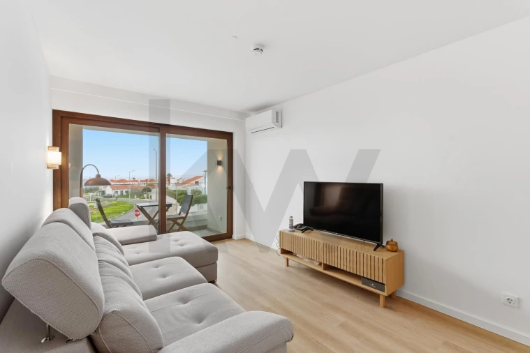 Apartamento T3 para Venda em Porto Covo Foto 3