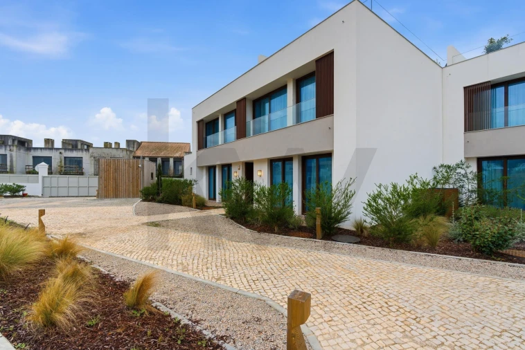 Apartamento T3 para Venda em Porto Covo Foto 41