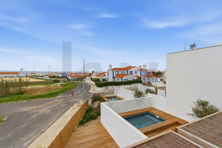 Apartamento T3 para Venda em Porto Covo Foto 10