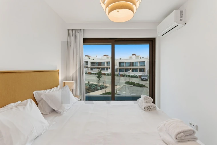 Apartamento T3 para Venda em Porto Covo Foto 18