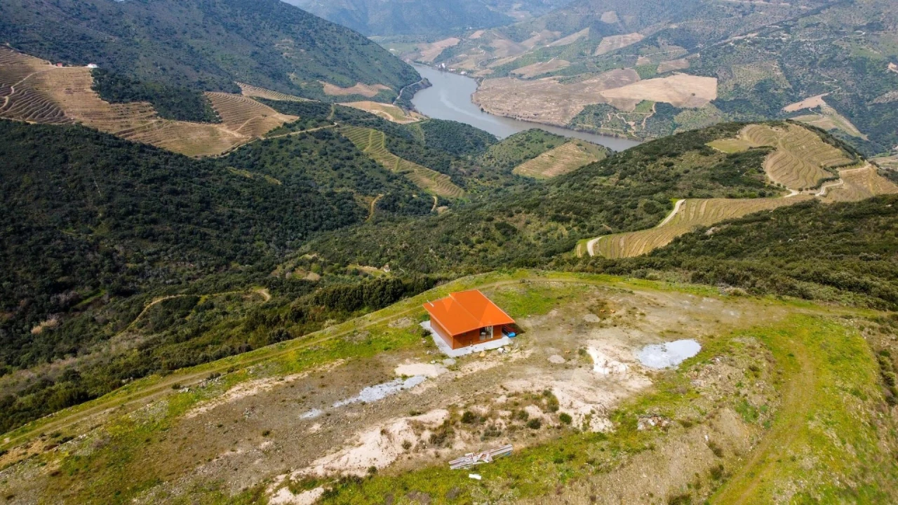 Quinta T3 para Venda em Vila Nova de Foz Côa Foto 11