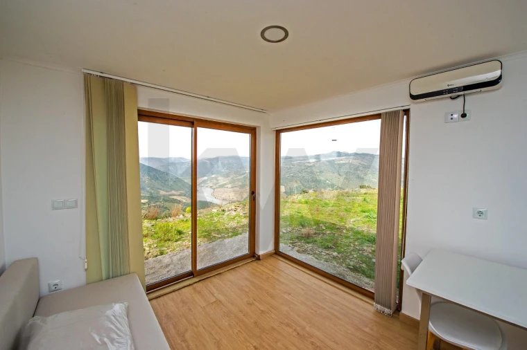 Quinta T3 para Venda em Vila Nova de Foz Côa Foto 18