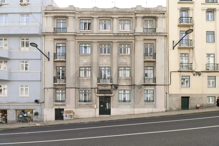 Apartamento T2 para Venda em Santo António Foto 36