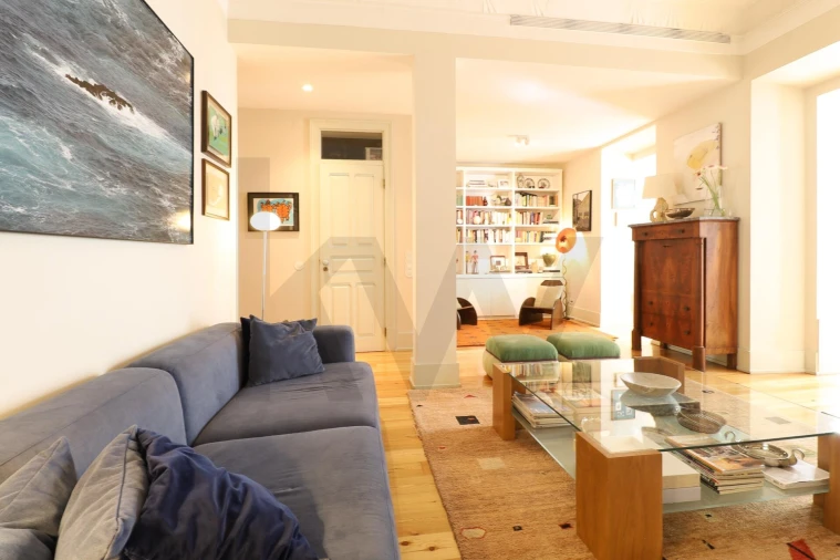 Apartamento T2 para Venda em Santo António Foto 2