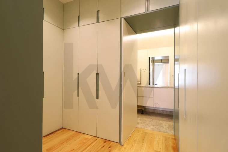 Apartamento T2 para Venda em Santo António Foto 23