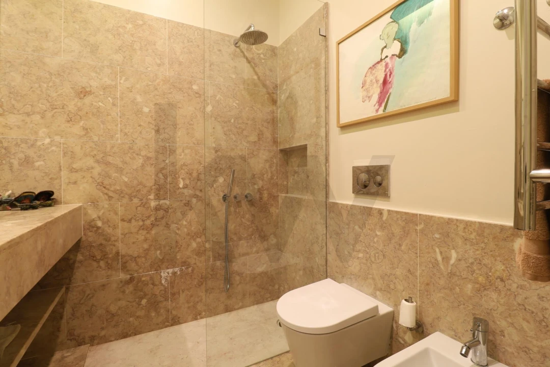 Apartamento T2 para Venda em Santo António Foto 32