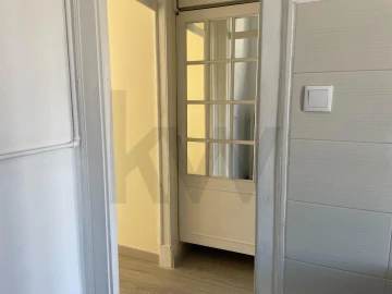 Apartamento T2 para Arrendamento em Campo de Ourique
