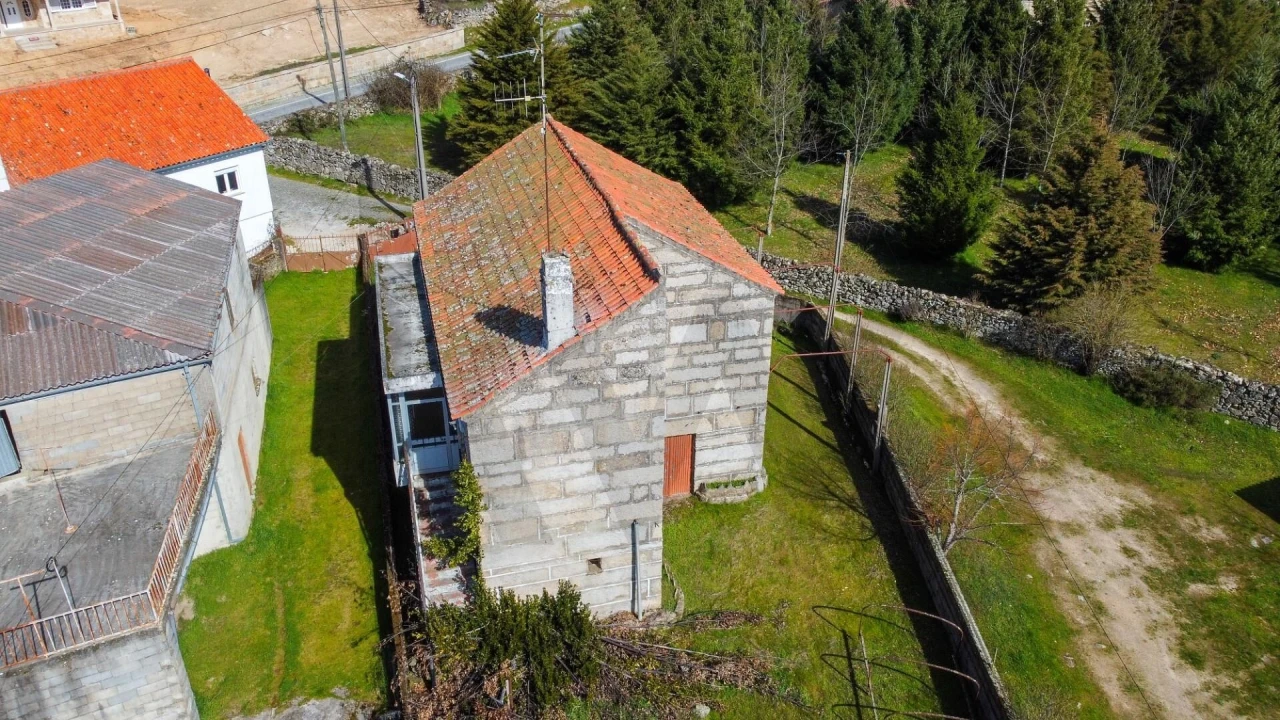 Moradia T3 para Venda em Rapoula do Coa Foto 3