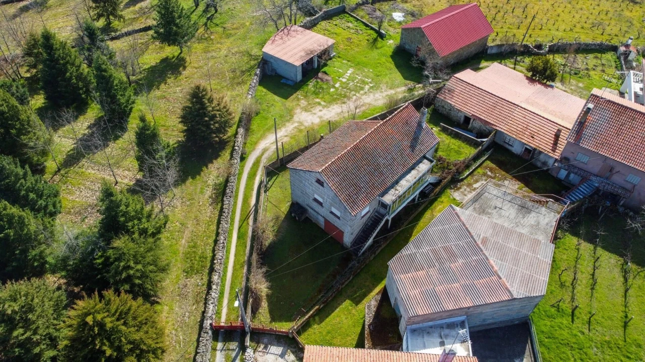 Moradia T3 para Venda em Rapoula do Coa Foto 10